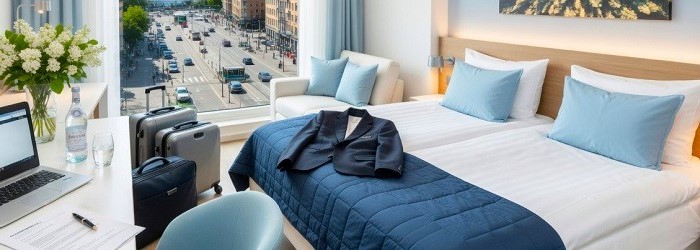 HOTELL