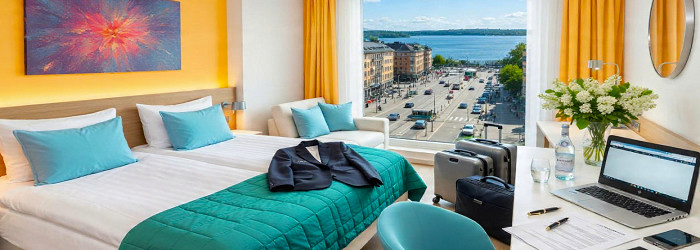 HOTELL