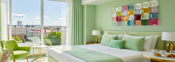 HOTELL