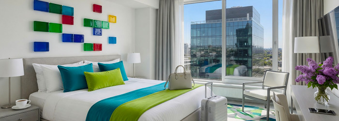 HOTELL