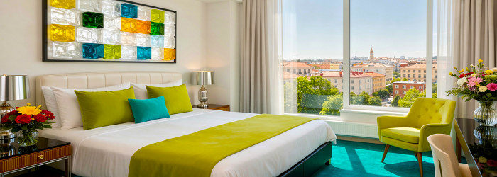 HOTELL