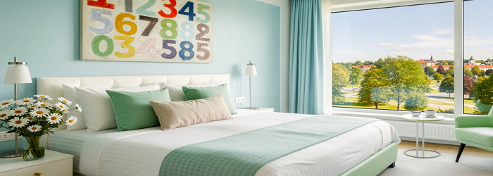 HOTELL